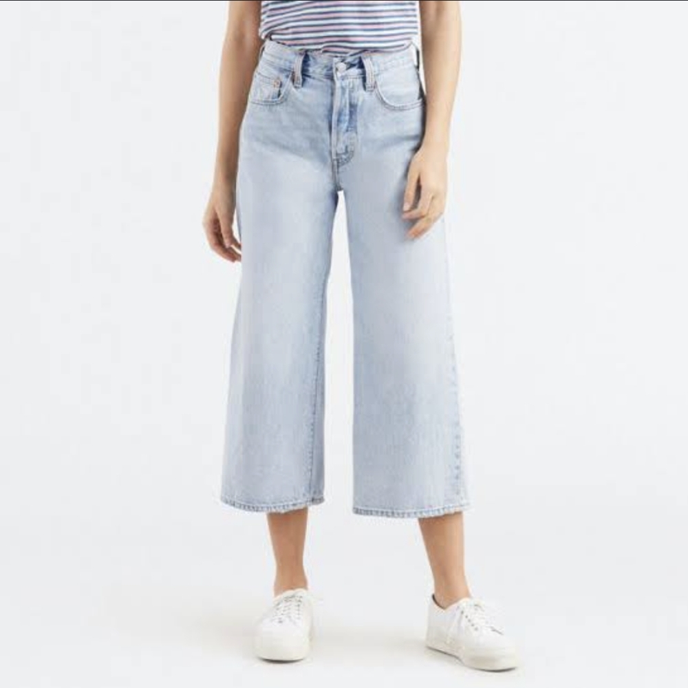 Levi's High Water Wide Leg Jeans, Frayed bottoms and pockets.